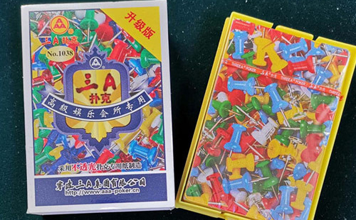 玉门扑克批发采购指南与产品质量识别要点解析